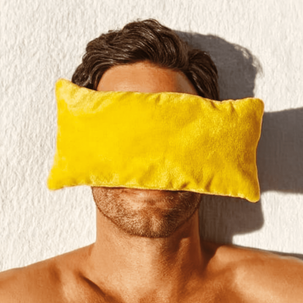 Meditation tips for beginners: use an eye pillow